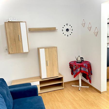 Budget Retreat Tirana & Studios Екстериор снимка