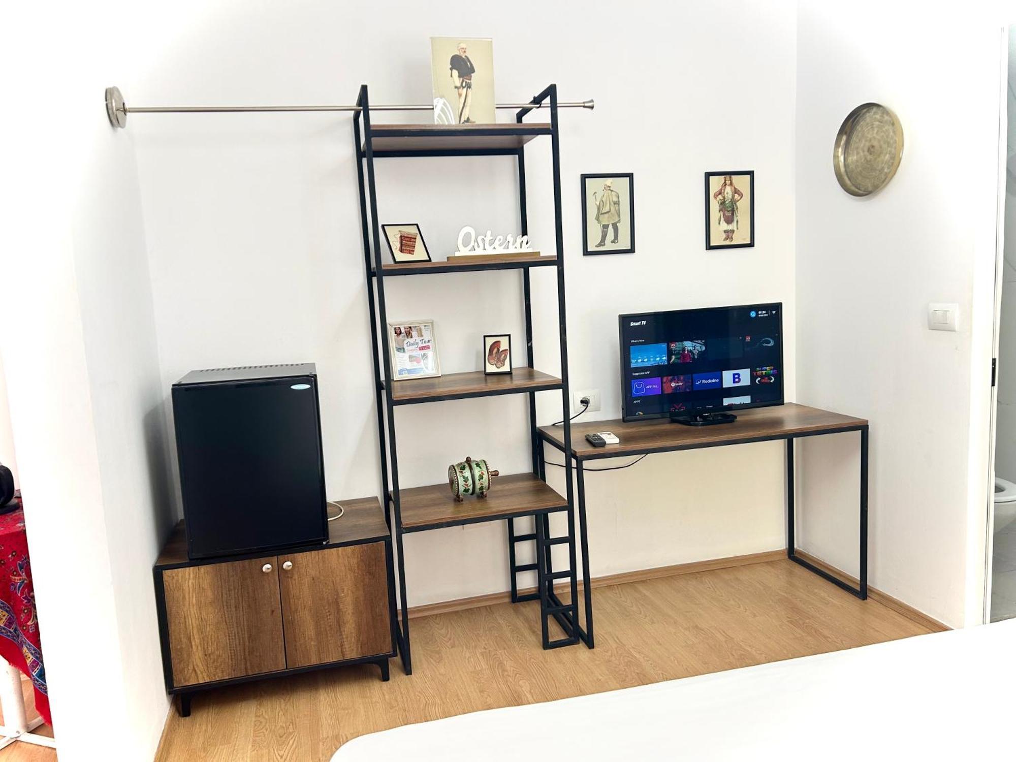 Budget Retreat Tirana & Studios Екстериор снимка